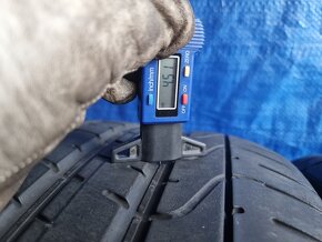 Letní pneu Pirelli 101Y 265 40 21 - 3