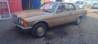 Mercedes 123 - 3