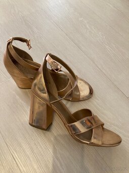 Guess boty - 3