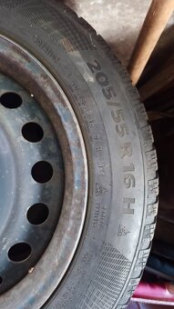 Zimní pneu 205/55/R16 Continental + plechy - 3