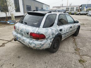 Subaru Impreza 1.6 - 3