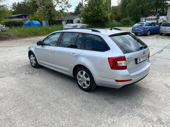 ŠKODA OCTAVIA STYLE 2.0TDI 110KW DSG - 3