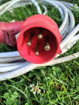 Prodlužovací kabel na 380v - 3