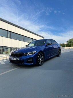 BMW 3er (G20) 330d xDrive M Sport – TOP výbava, krásný stav - 3