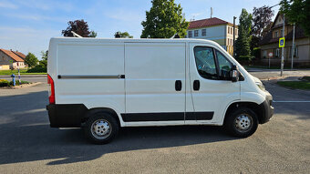 Prodám Citroen Jumper 2.2HDi, model 2021 - 3