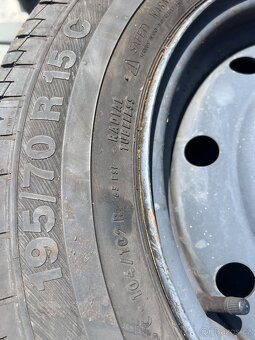 kola 195/70 R15C - 3