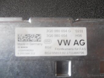 3Q0 980 654 G - přední kamera Superb 3 - 3