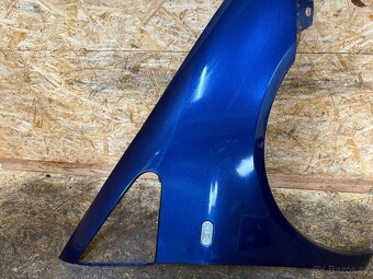 PRAVÝ PŘEDNÍ BLATNÍK SEAT ALHAMBRA 7M LD5Q - 3