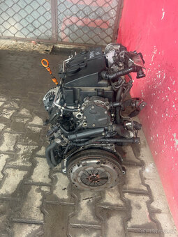 Motor 1,9TDI 77KW VW Touran typ BLS kompletní - 3