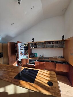 Kompletně zařízená kuchyň - 3