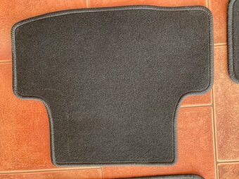 Autokoberce ŠKODA Karoq - 3