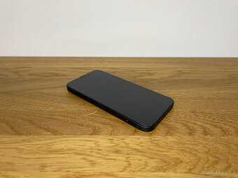 Apple iPhone 13 128GB Midnight - baterie 100% - 3