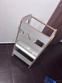 Rastúci učící věž - 3