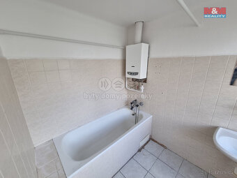 Pronájem bytu 1+1, 60m2 v Ostravě, ul. Jindřichova - 3