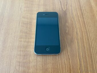 iPhone 4 s kapacitou 16 GB - originálne balenie - 3