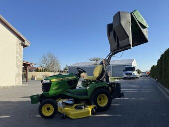Zahradní traktor John Deere X758 pohon kol 4x4 - 3