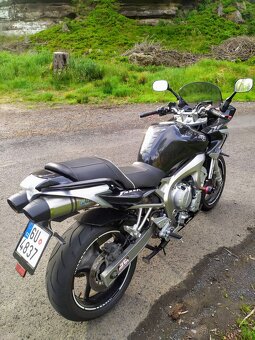Yamaha Fazer 600 - 3
