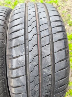 2 letní pneumatiky Firestone 195/55/15 6,5mm - 3