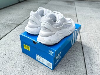 Tenisky Adidas Oznova Sneakersy Pánské Bílé GX4505, 42 2/3 - 3