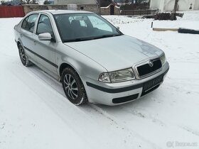 Škoda Octavia 1,6 díly - 3