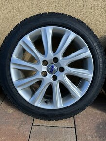 Volvo V40, originální disky, nové zimní pneu Riken 205/50 R1 - 3
