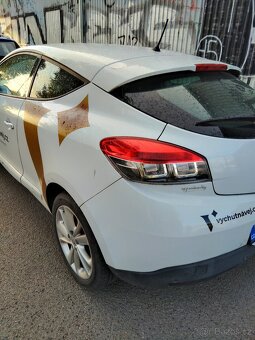 Renault Megane 3 coupé - 3