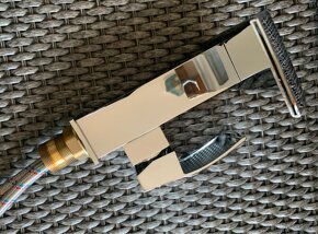 Nová designová umyvadlová baterie - 3