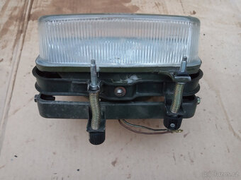 Suzuki GSX 750 ES/EF - přední světlo - 3