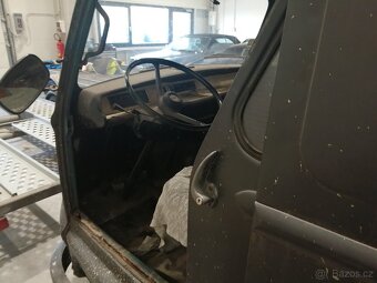 Renault ESTAFETTE - 3