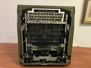 Psací stroj ROBOTRON - 3