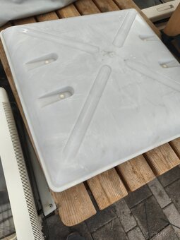 Střešní okno do karavanu - 3