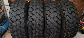 Nákladní pneumatiky MICHELIN 365/85R20 - 3