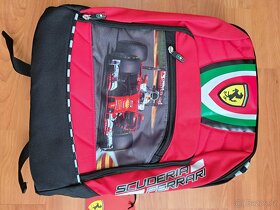 Prodám zcela nový školní batoh Ferrari Multipocket - 3