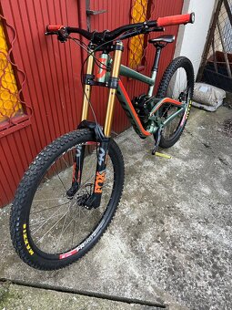 Sjezdové kolo Scott Gambler 710 2019 - 3
