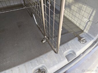 VW Caddy dělící mříž nákladového prostoru 2003-2015 - 3