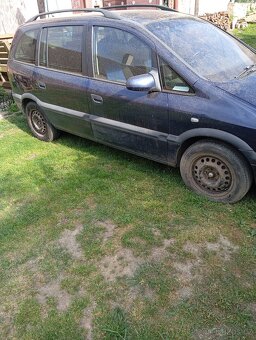 Zafira 2.0DTI na díly - 3