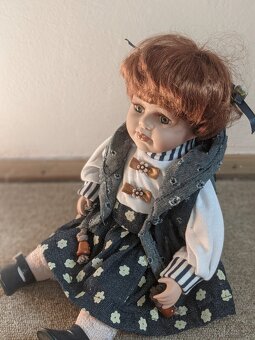 Sběratelské panenky: Sedící chlapeček a holčička - 3