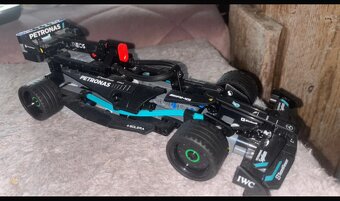 Lego formule mercedes AMG - 3
