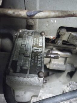 Motor s převodovkou, jednoválec - 3