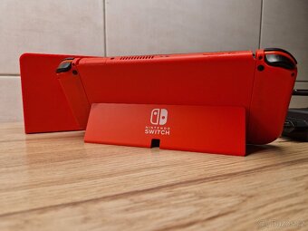 Nintendo Switch OLED – Mario Red Edition – krásný stav - 3