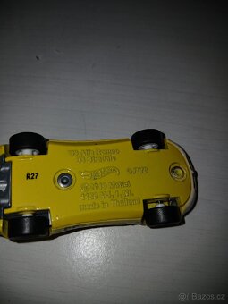 Hot wheels premium Alfa romeo 33 stradale - 3