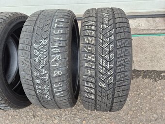 225/40 R18 92 V RFT XL Pirelli Winter Sottozero Serie III - 3