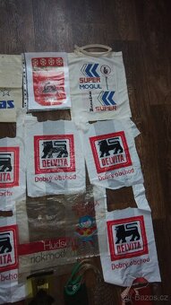 Delvita igelitky atd. - 3