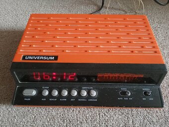 Universum -radio,hodiny,budik - 3
