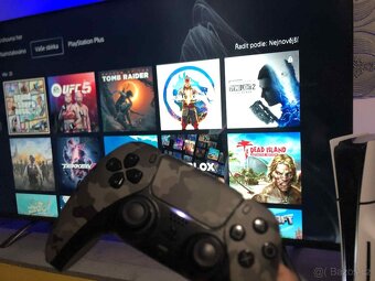 PlayStation 5 Slim - 3