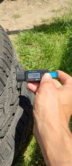 Celoroční pneu 175/65 R15 - 3