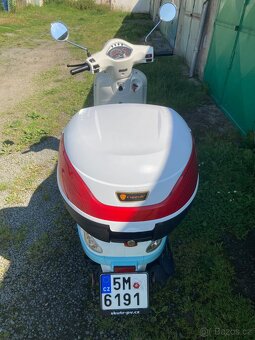 Riya - Capirelli Roma 125 - nízký nájezd - 3