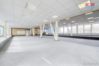 Pronájem výrobního objektu, 635 m², Plzeň, Revoluční - 3