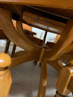 Rustikální jídelní stůl se židlemi - 3