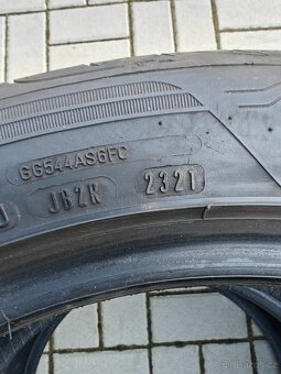 Letní pneu Goodyear 245/45 R18 - 3